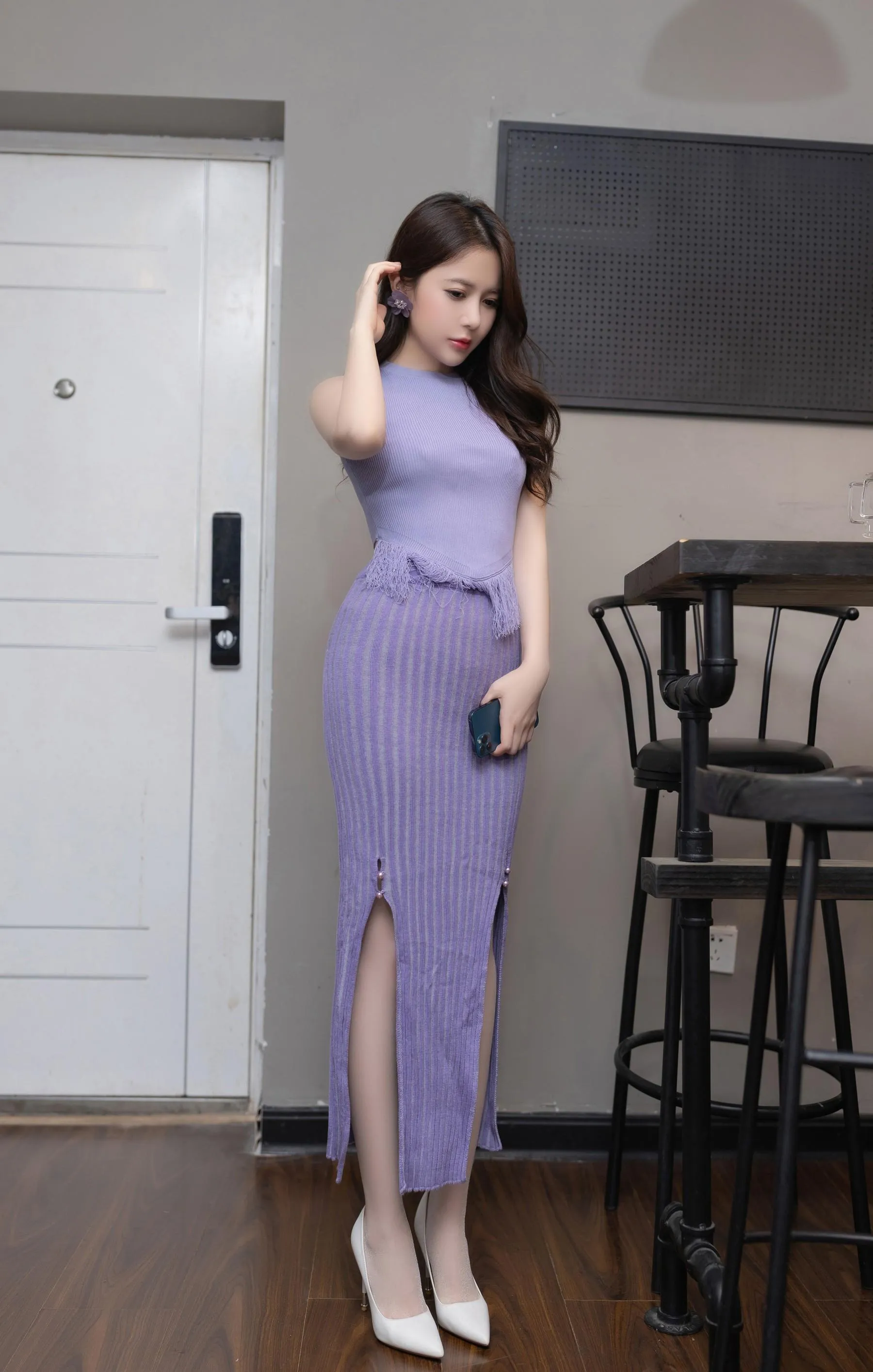 NO.0011 秀人名模鱼子酱Fish内部私购未上架《激凸》写真 [81P]插图7